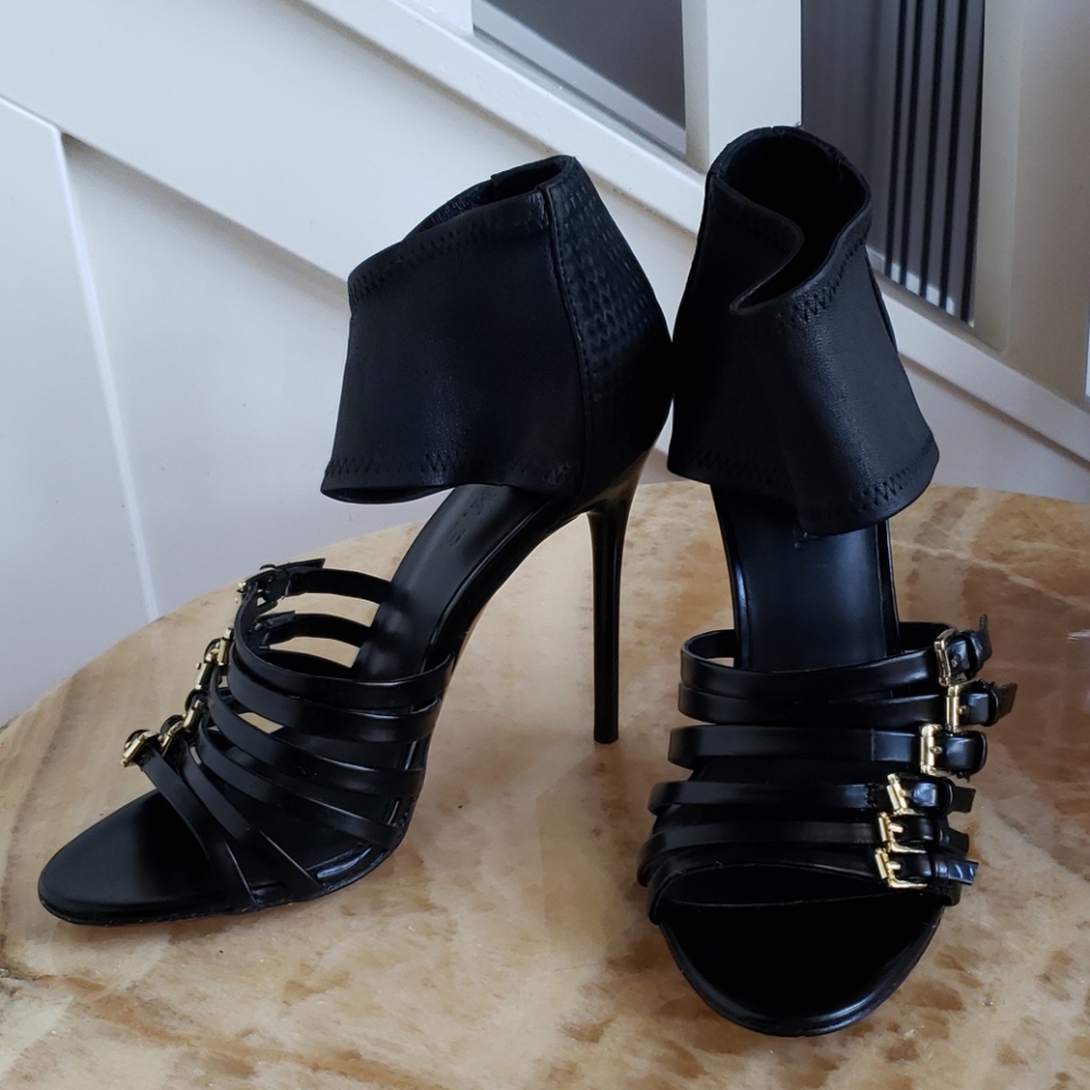 LAMB LEATHER STILETTOS😋